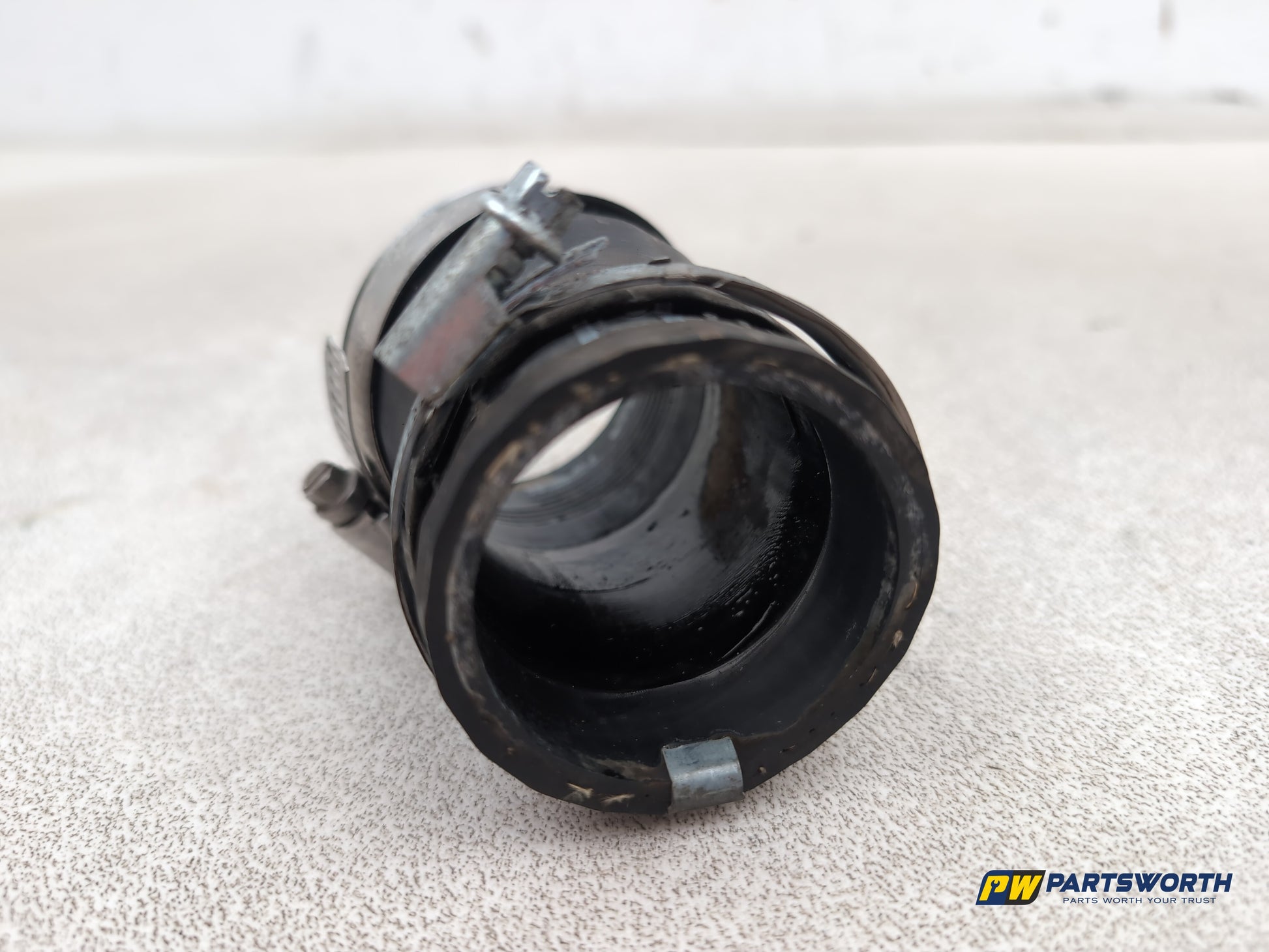Ford Focus Zetec Turbo Throttle Body Rubber Joiner Hose C1b16f075 2011-2018 - photo 6
