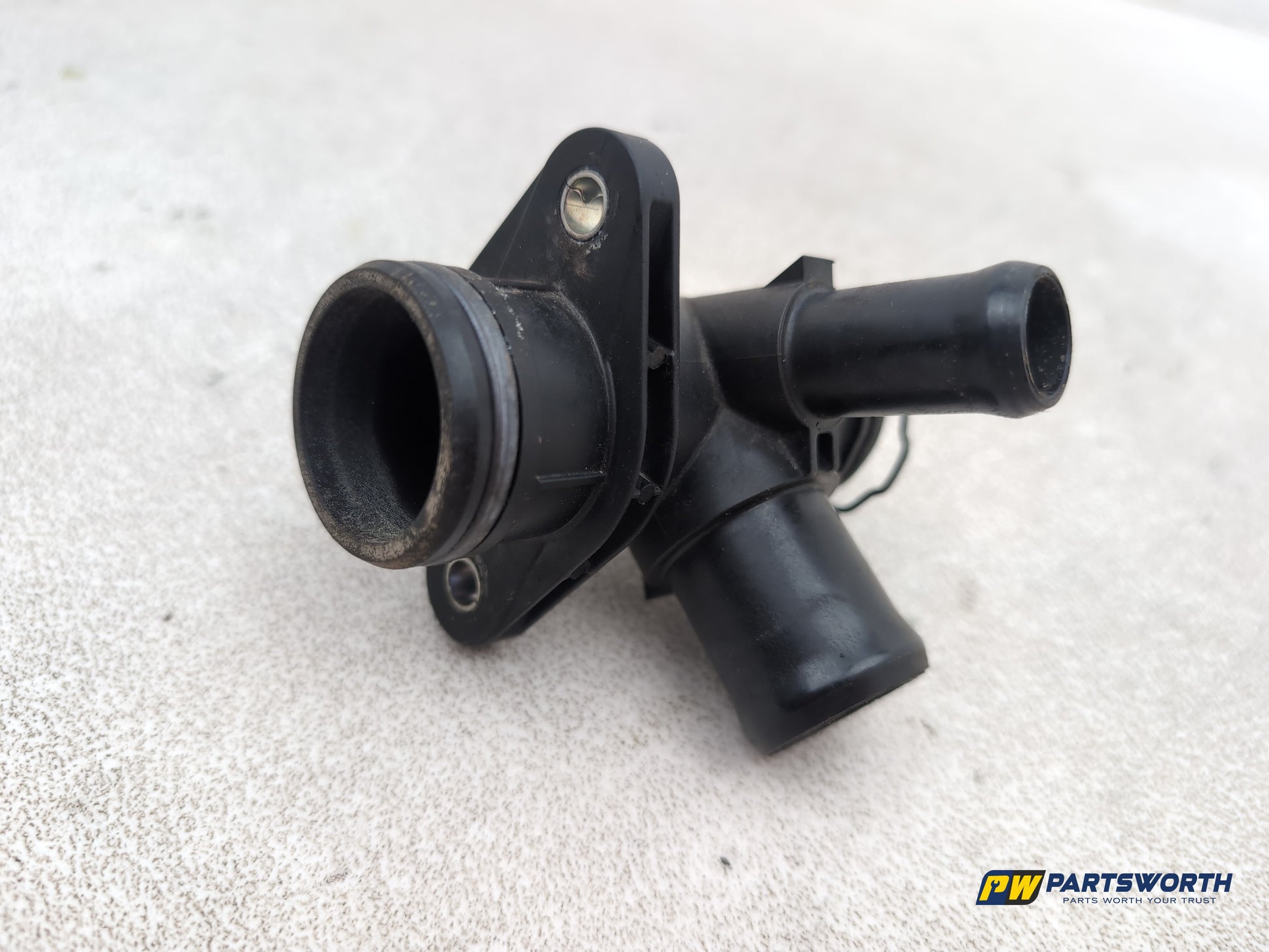 Ford Focus Zetec Turbo Coolant Water Pipe Cm5g8a529ga 2011-2018 - photo 6
