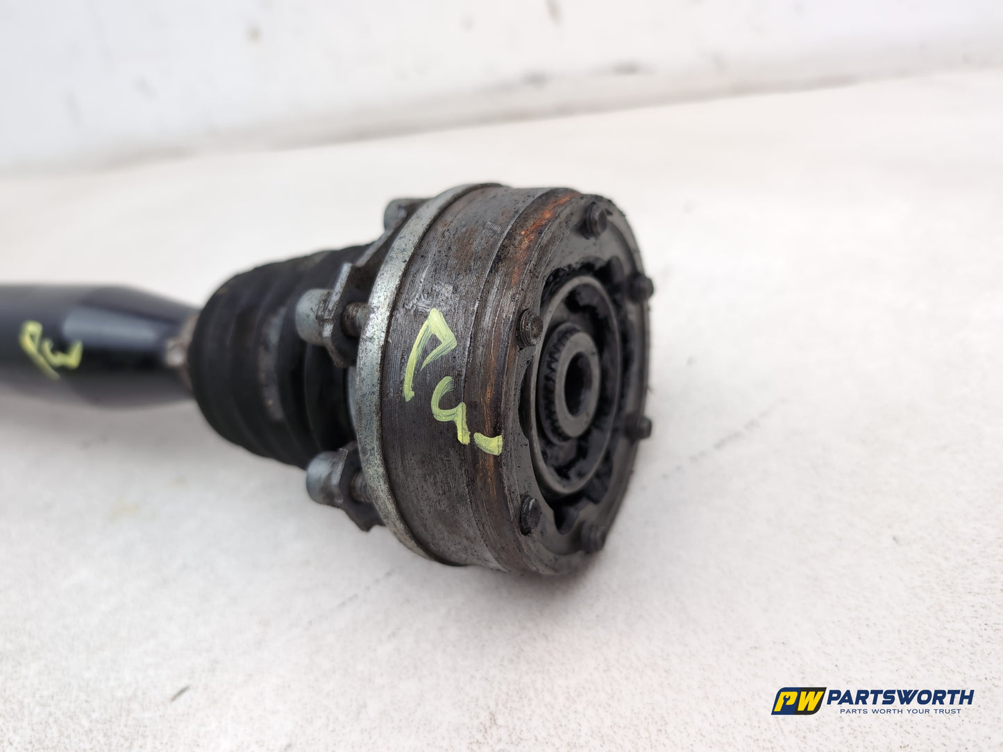 Driveshaft Front RH 6