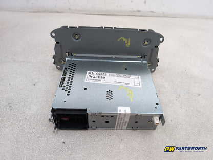 Seat Ibiza Sportrider Radio Module And Cd Player Head Unit 6j2035153g 2010-2011 - photo 6