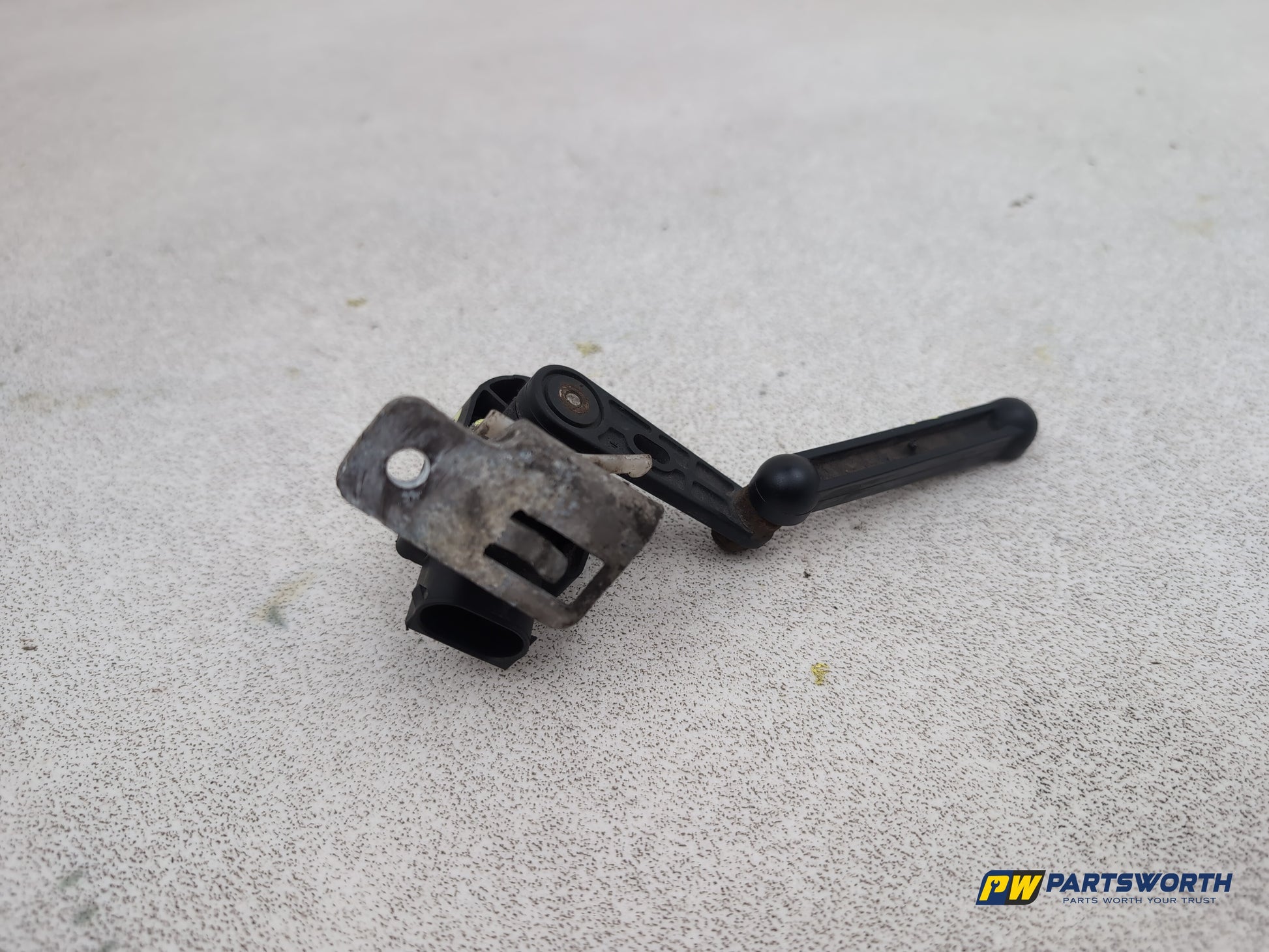 Bmw 520d Se Rear Headlight Level Sensor 686135101 2013-2017 - photo 6