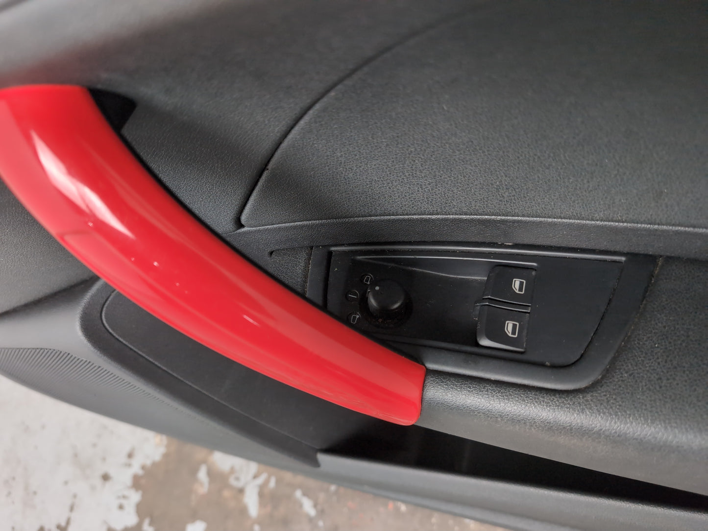 Door Front RH 12