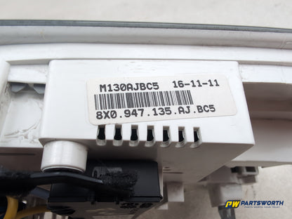 Audi A1 Contrast Edition Tdi Interior Reading Light Front 8x0947135aj 2010-2012 - photo 6