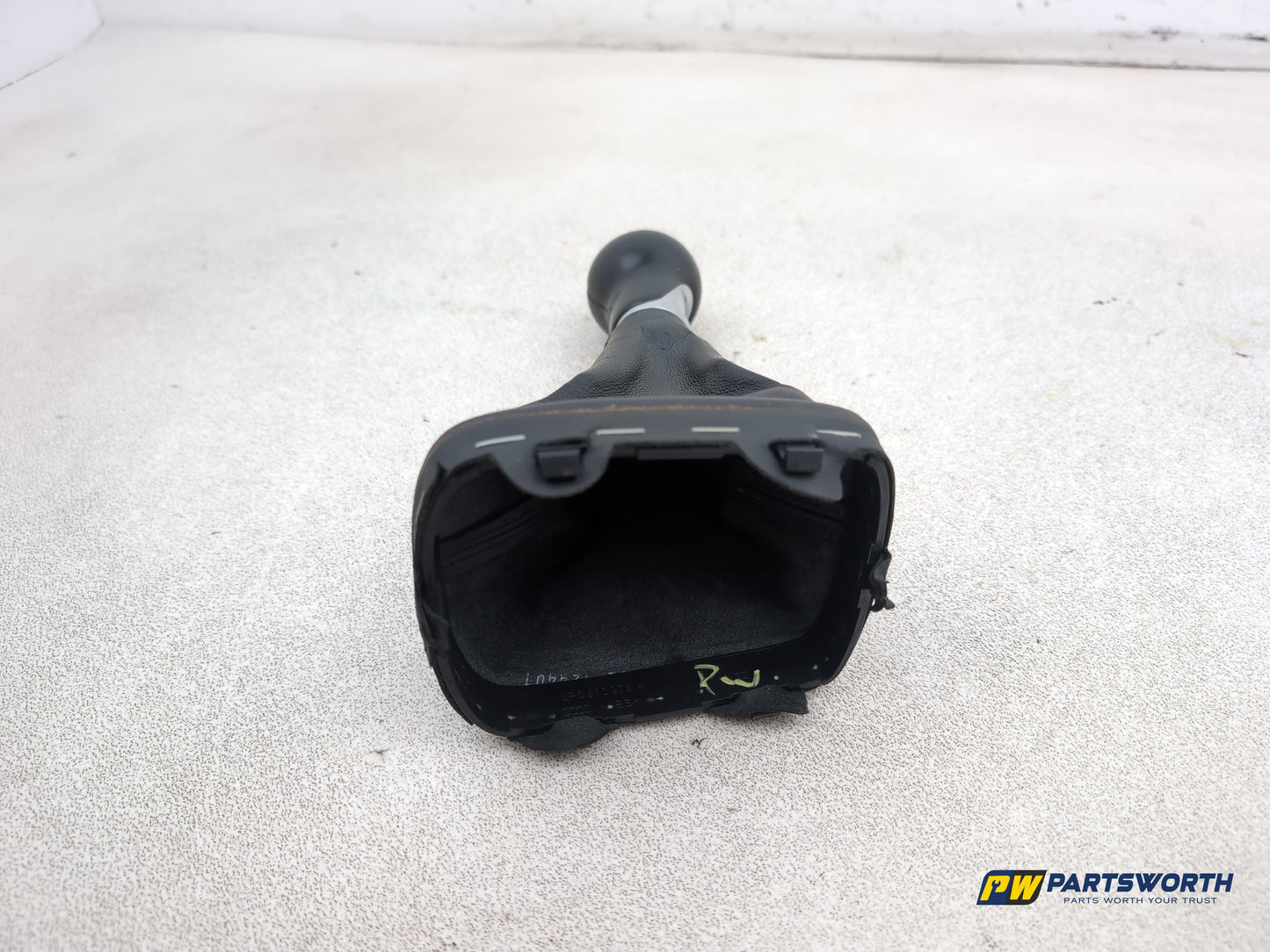 Audi A1 Contrast Edition Tdi Manual Gear Lever Gaiter And Knob 2010-2012 - photo 6