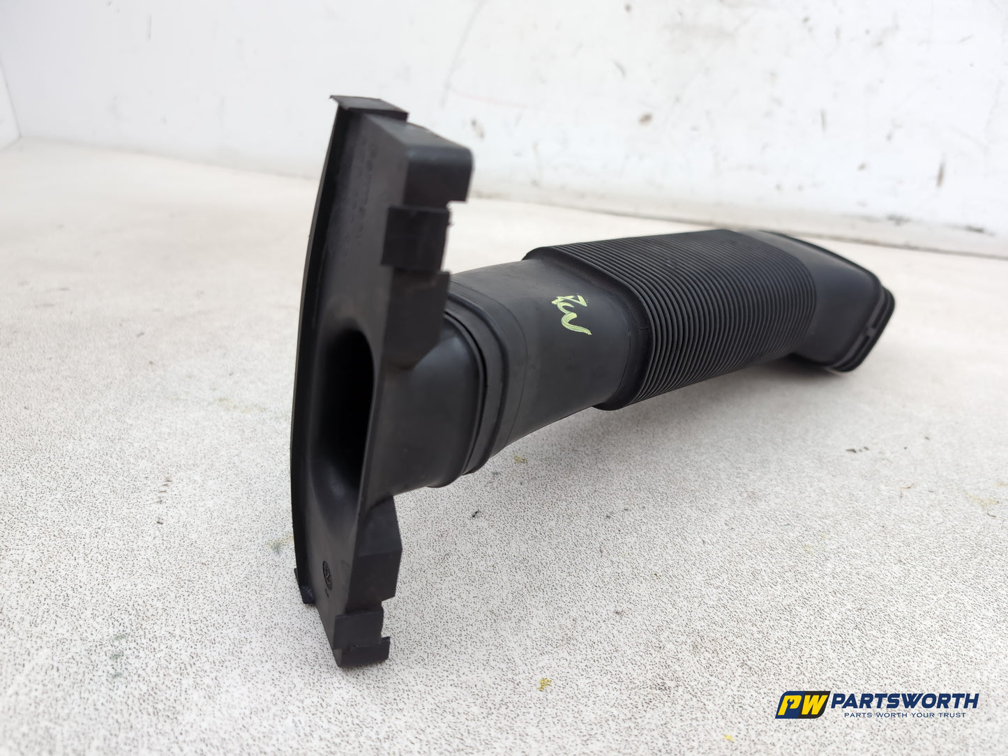 Audi A1 Contrast Edition Tdi Air Intake Pipe 6r0129618 2008-2012 - photo 6