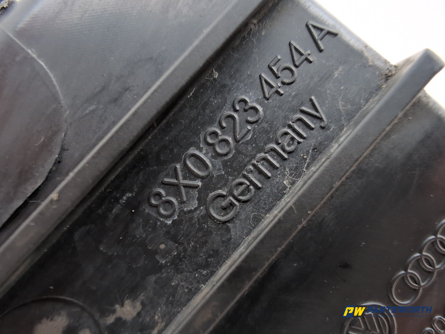 Audi A1 Contrast Edition Tdi Front Fender Corner Cover Set Of 2 8x0823454a - photo 6