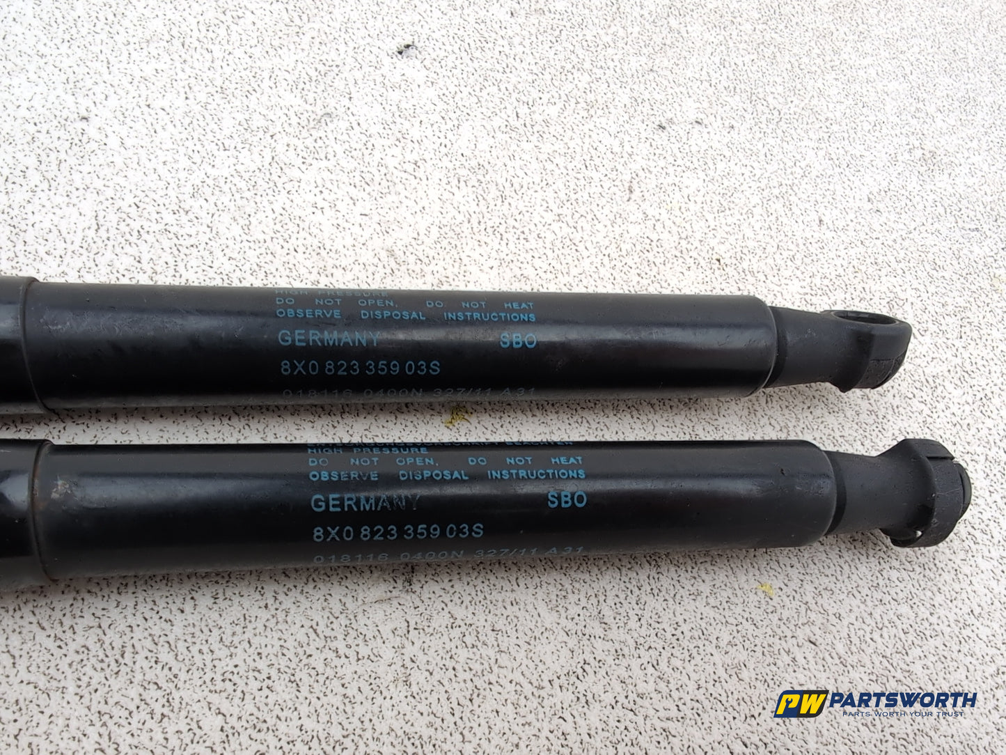 Audi A1 Contrast Edition Tdi Bonnet Strut Pair 8x082335903s 2010-2014 - photo 6