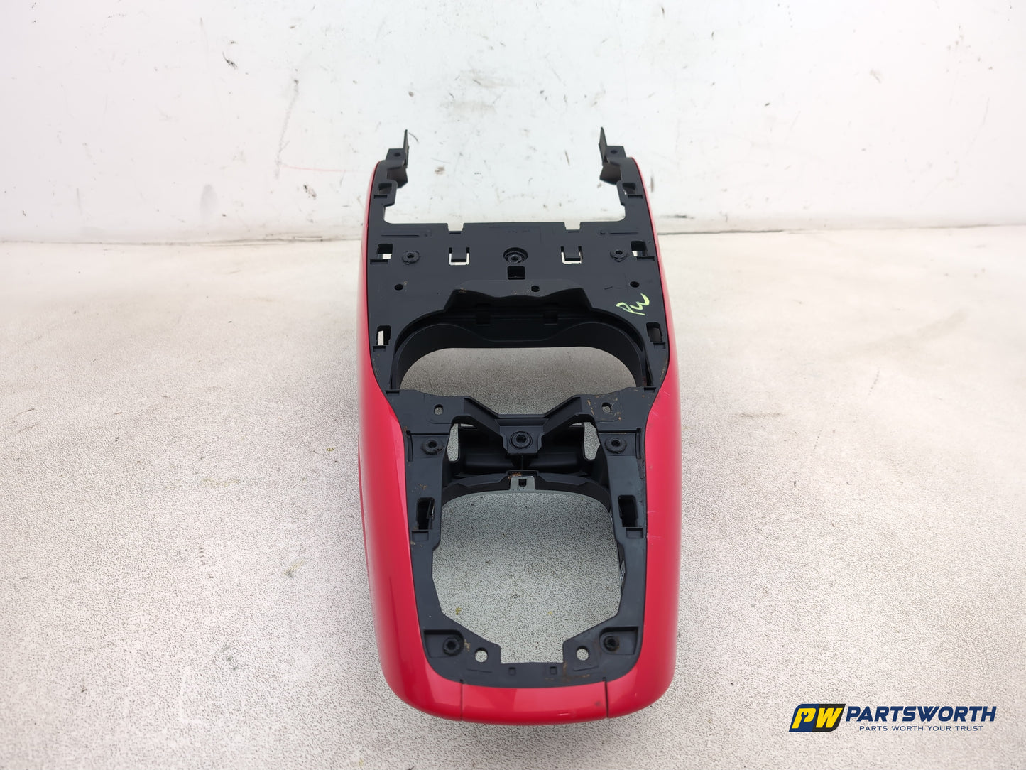 Audi A1 Contrast Edition Tdi Centre Console Surround Trim In Red Lz3m 2010-2012 - photo 6