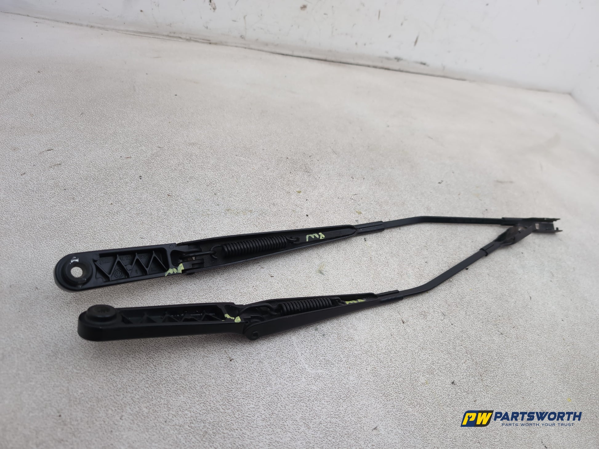 Audi A1 Contrast Edition Tdi Wiper Front Arm Set 8x2955407 2008-2012 - photo 6
