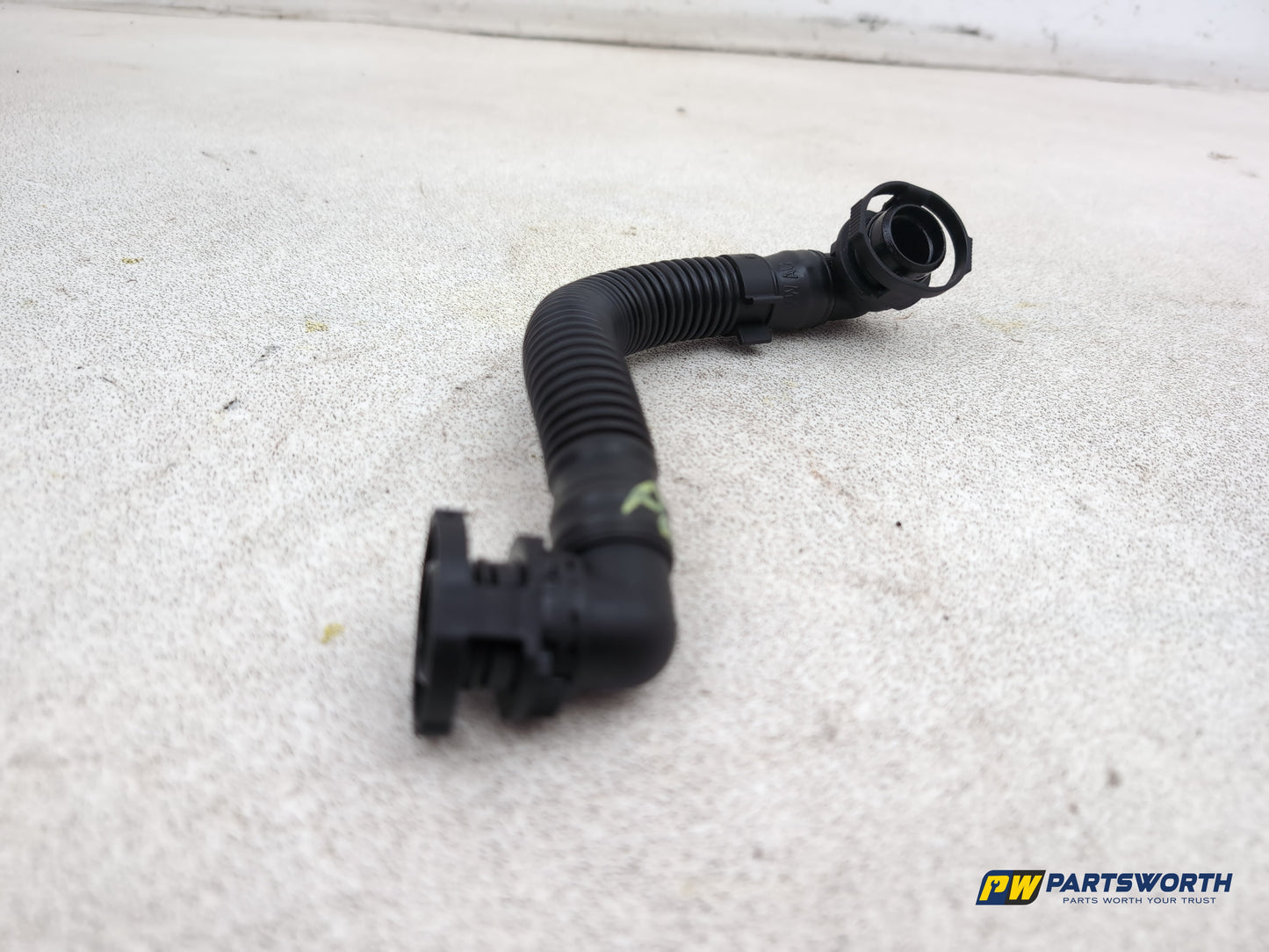 Audi A1 Contrast Edition Breather Hose Pipe 03l103493af 1.6l Diesel 2008-2012 - photo 6