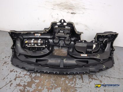 Audi A1 Contrast Edition Tdi Hatchback 1.6l Diesel Dashboard In Black 2010-2012 - photo 6