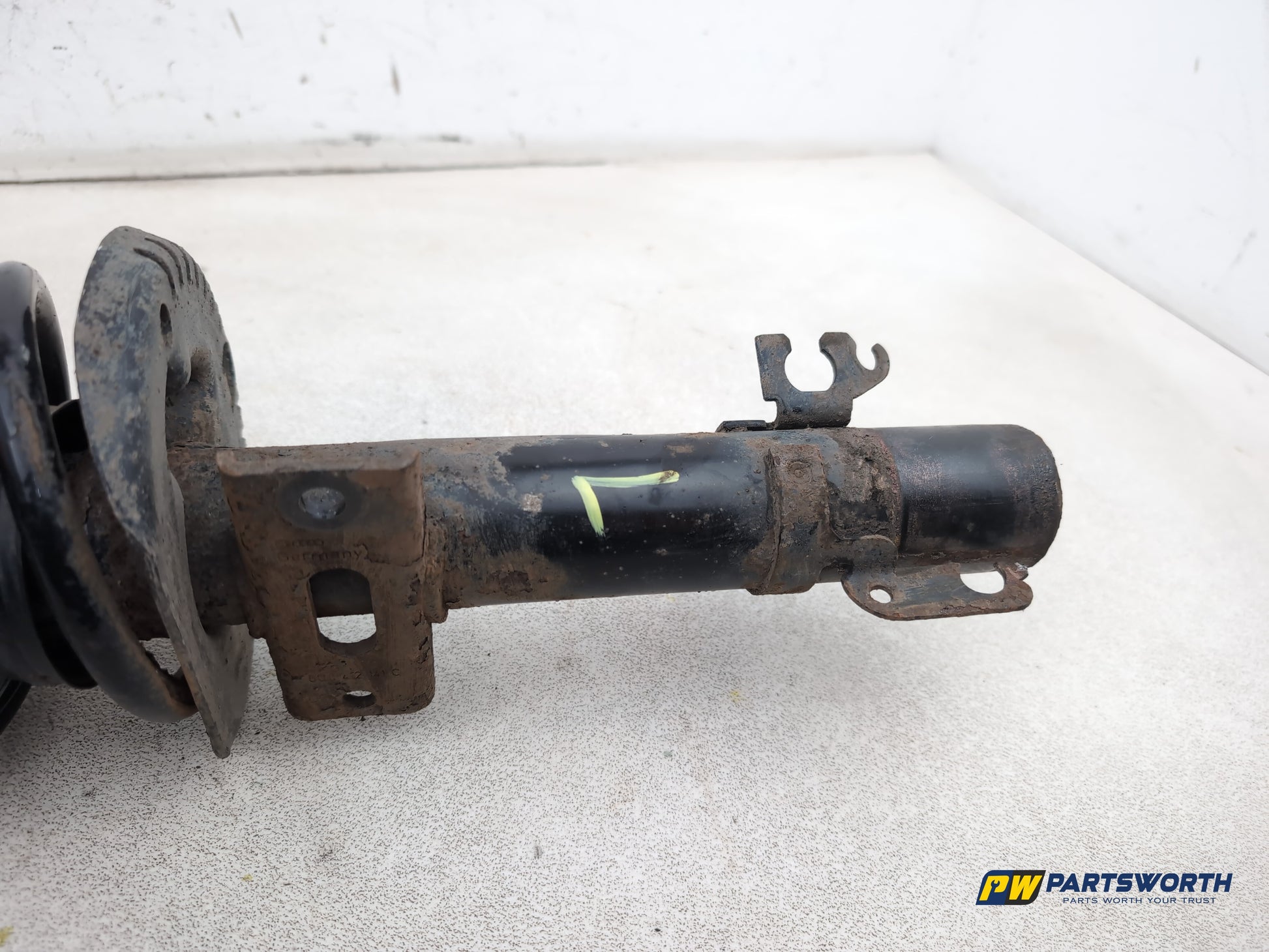 Audi A1 Contrast Edition Tdi Shock Absorber Front Rh Driver Side 2008-2012 - photo 6