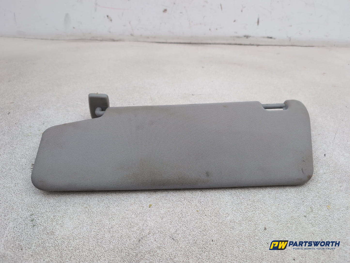 Sun Visor RH 6