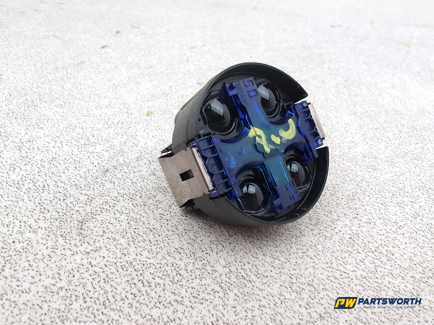 Mercedes-Benz E220 Blueef-Cy E-Class W212 Rain Sensor A2048708826 2009-2016 - photo 6