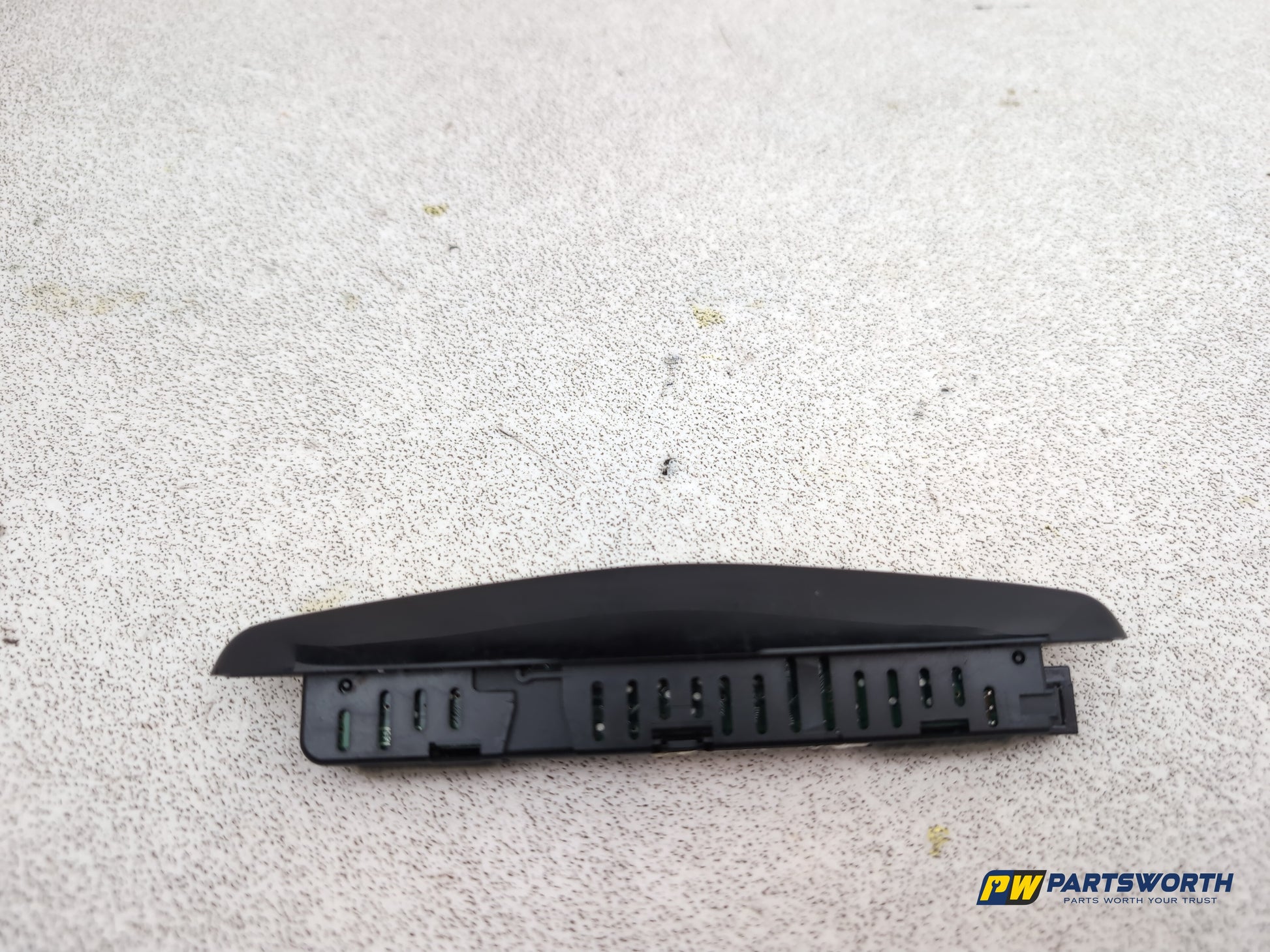 Mercedes-Benz E220 E-Class W212 Saloon Rear Parking Sensor Display A0015424523 - photo 6