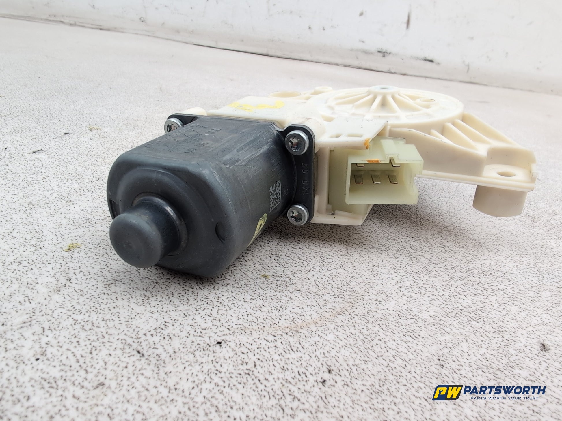 Door Rear Window Regulator LH 6