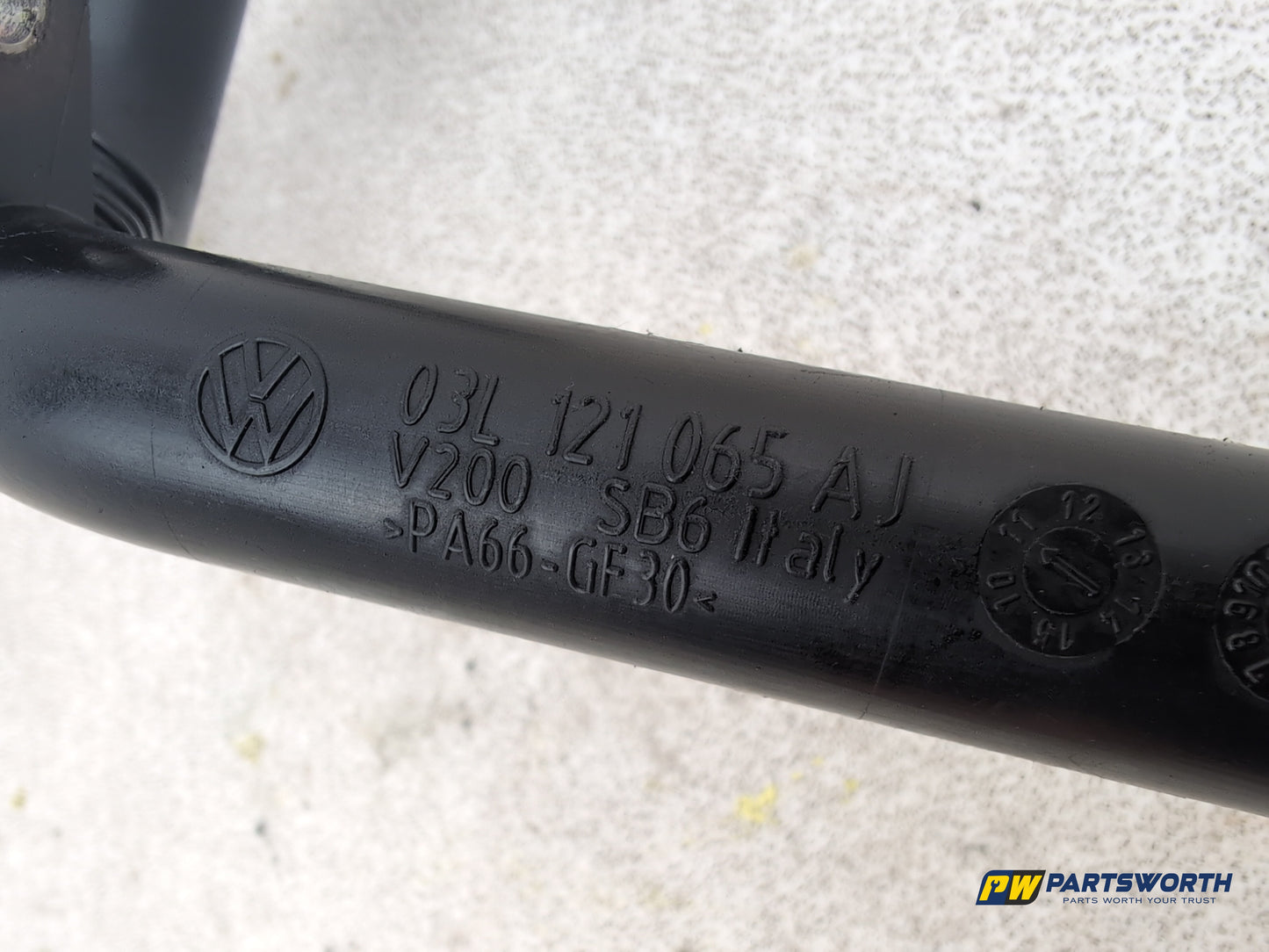 Audi A1 Contrast Edition Tdi 1.6l Diesel Coolant Hose Pipe 03l121065 2008-2012 - photo 6