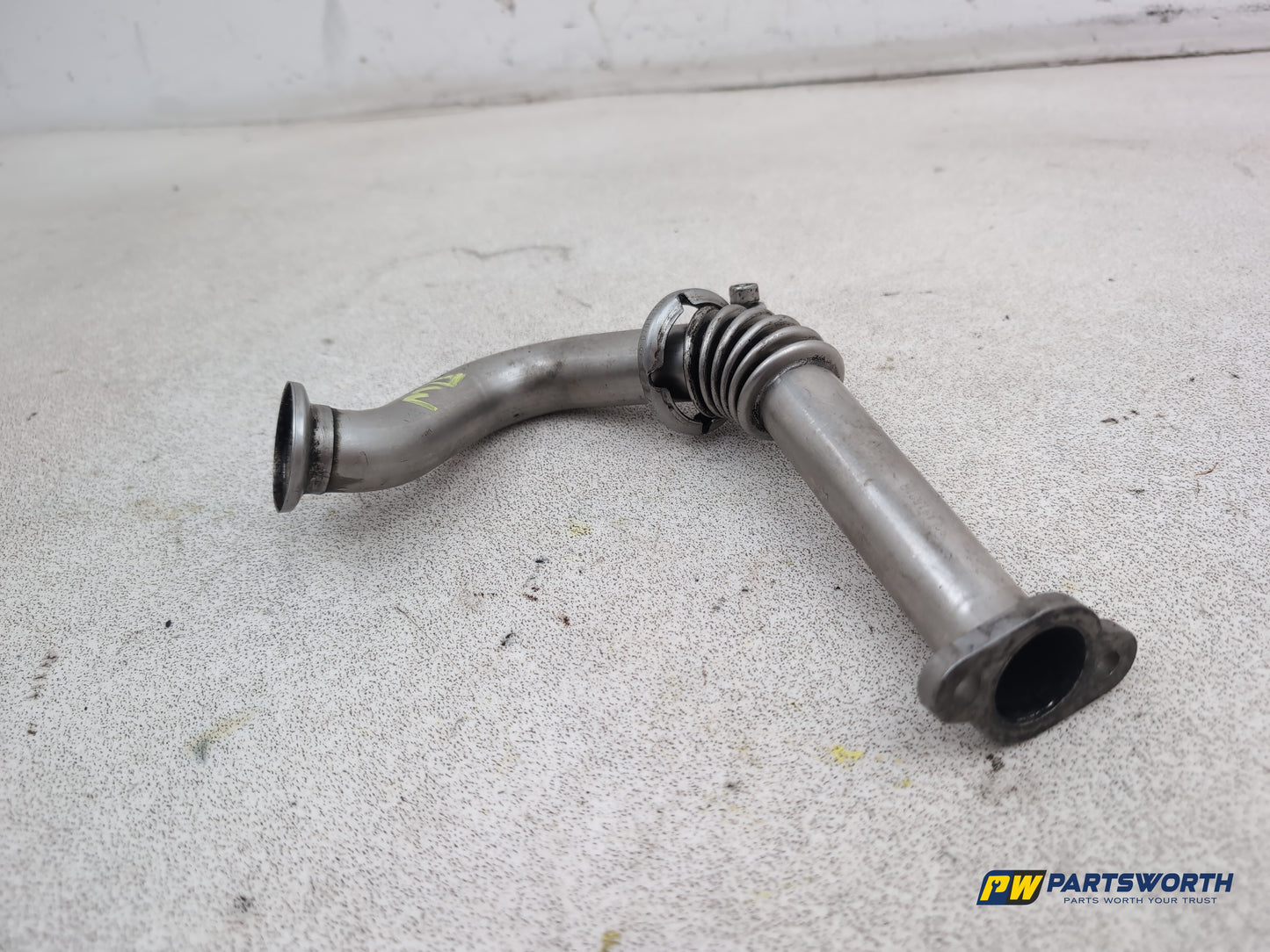Audi A1 Contrast Edition Tdi Engine Egr Hose Pipe 03l131521r 2008-2012 - photo 6