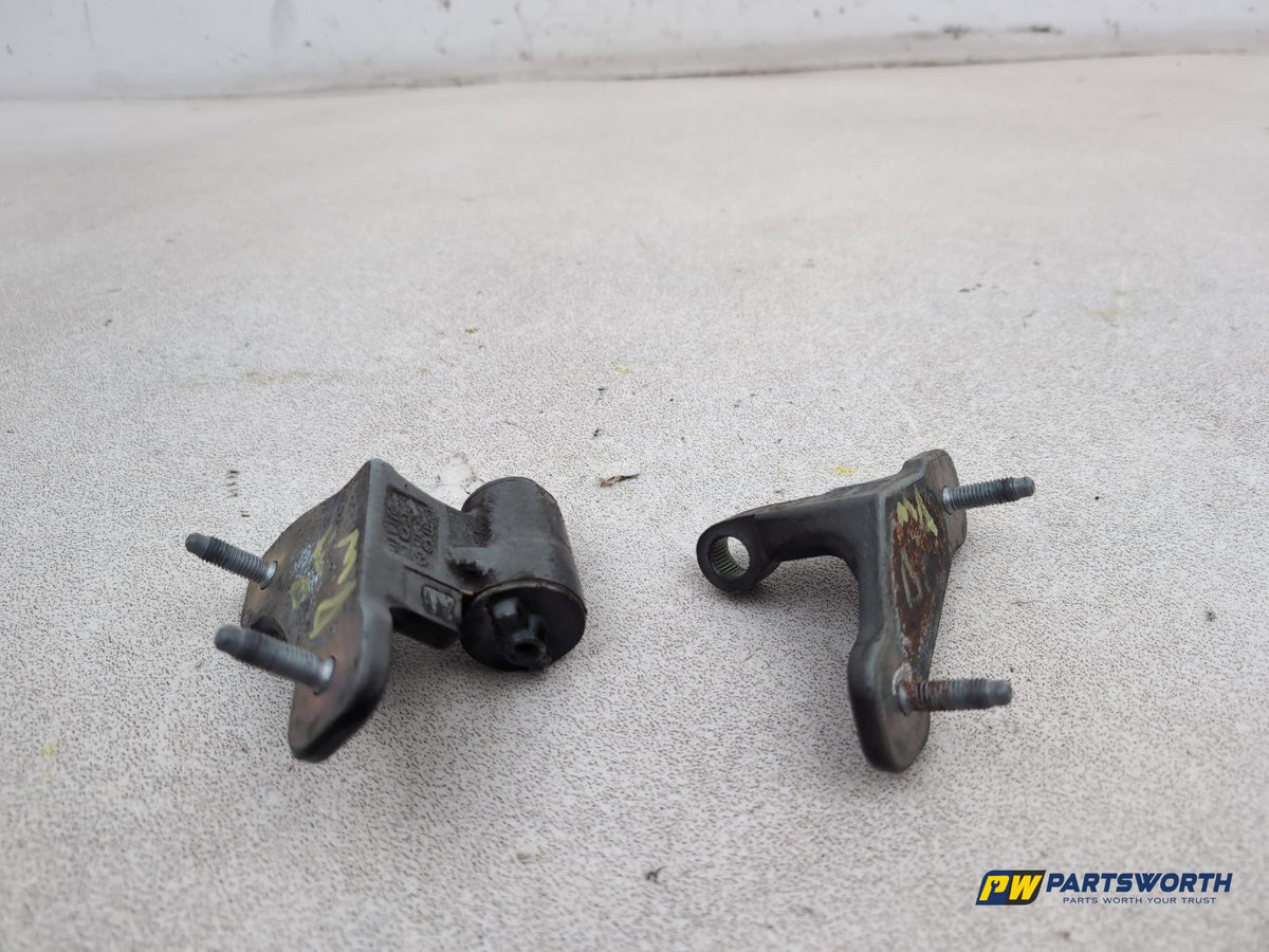 RH Front Door Hinge Pair  6