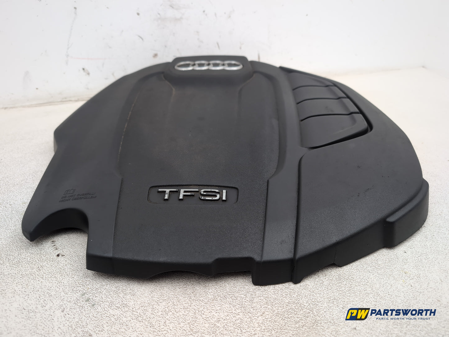 Audi A4 B9 A5 F5 Tfsi 2.0l Engine Cover Lid Panel Trim 06l103925 - photo 6