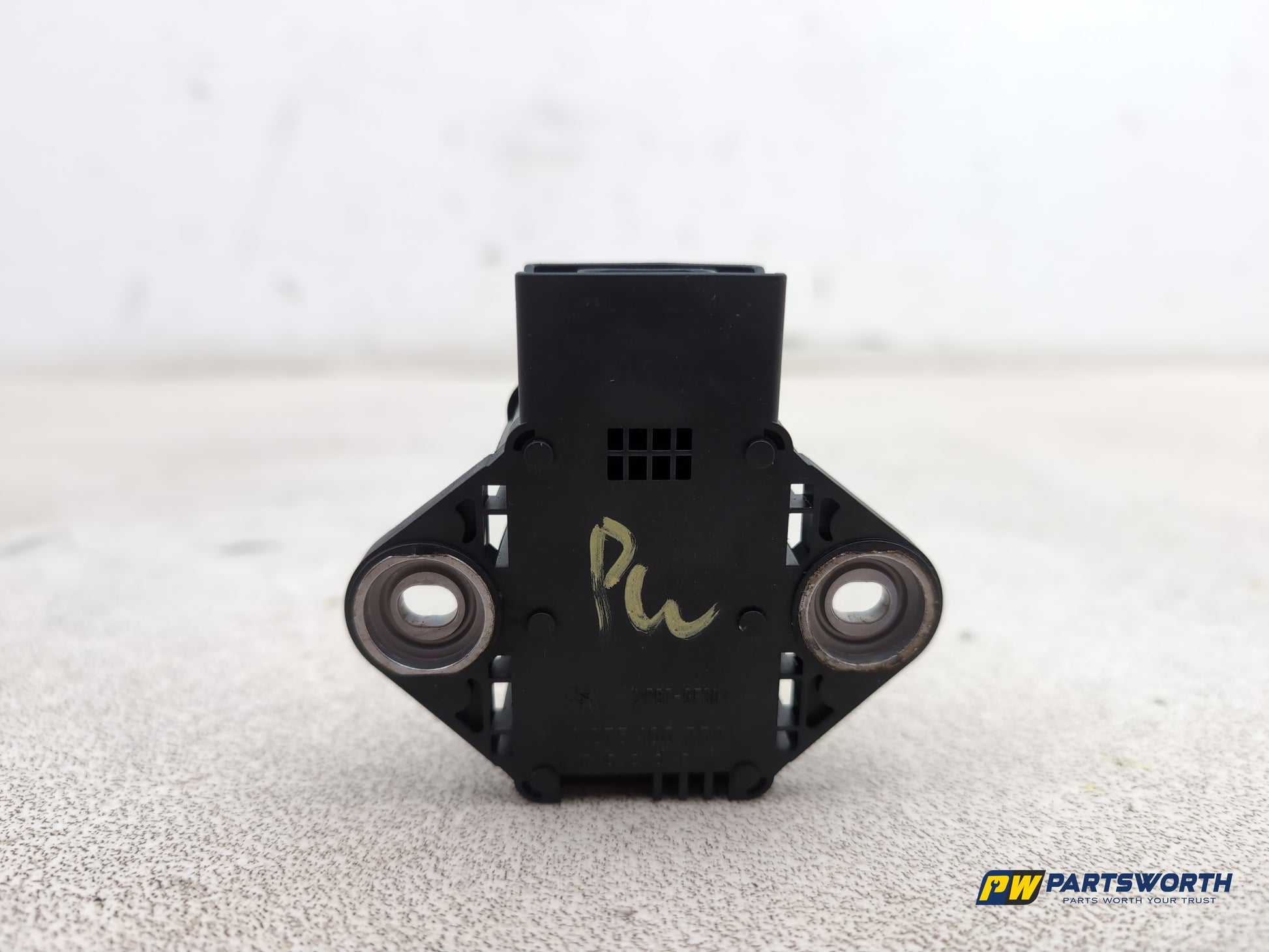 Mercedes-Benz E220 E-Class W212 Yaw Rate Sensor Module A0055422618 2009-2016 - photo 6