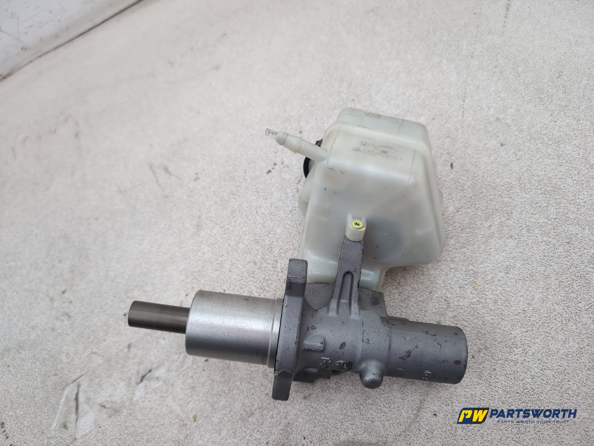 Mercedes-Benz E220 E-Class W212 Brake Master Cylinder Assembly A2044300102 - photo 6