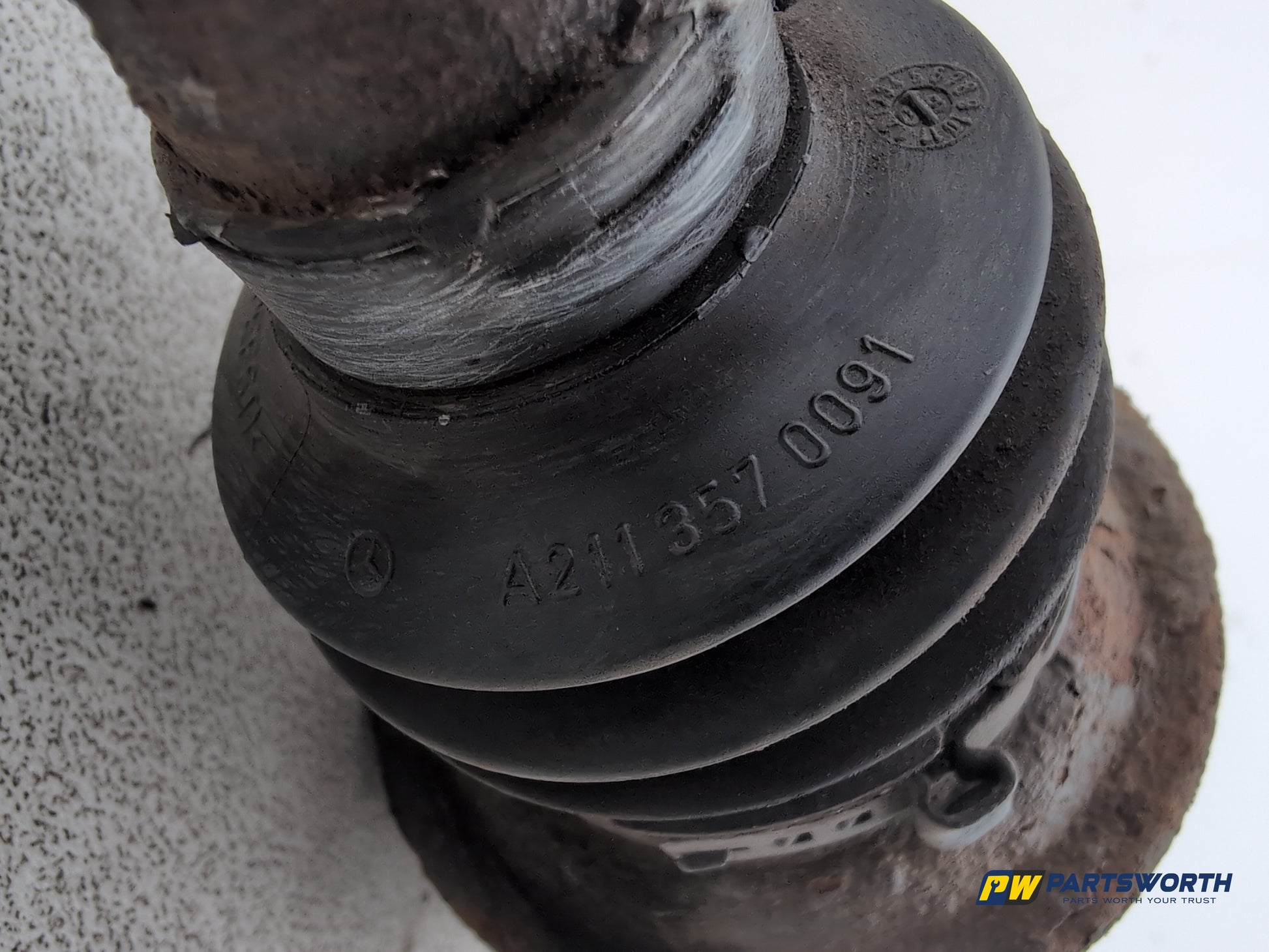 Mercedes-Benz E220 W212 Blueef-Cy Se Cdi A Driveshaft Rear Lh A2113570091 - photo 6