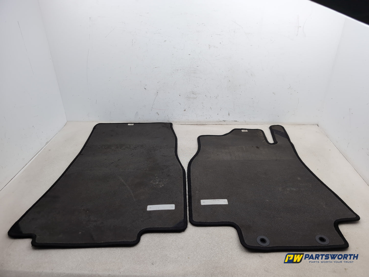 Mercedes-Benz E220 E-Class W212 Set Mat Carpet Front And Rear Black - photo 6