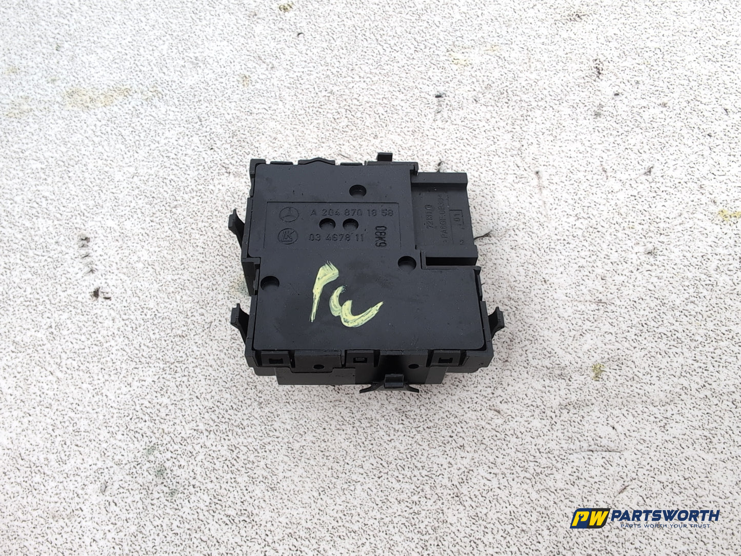 Mercedes-Benz E220 E-Class W212 Front Left Seat Control Switch A2048701858 - photo 6