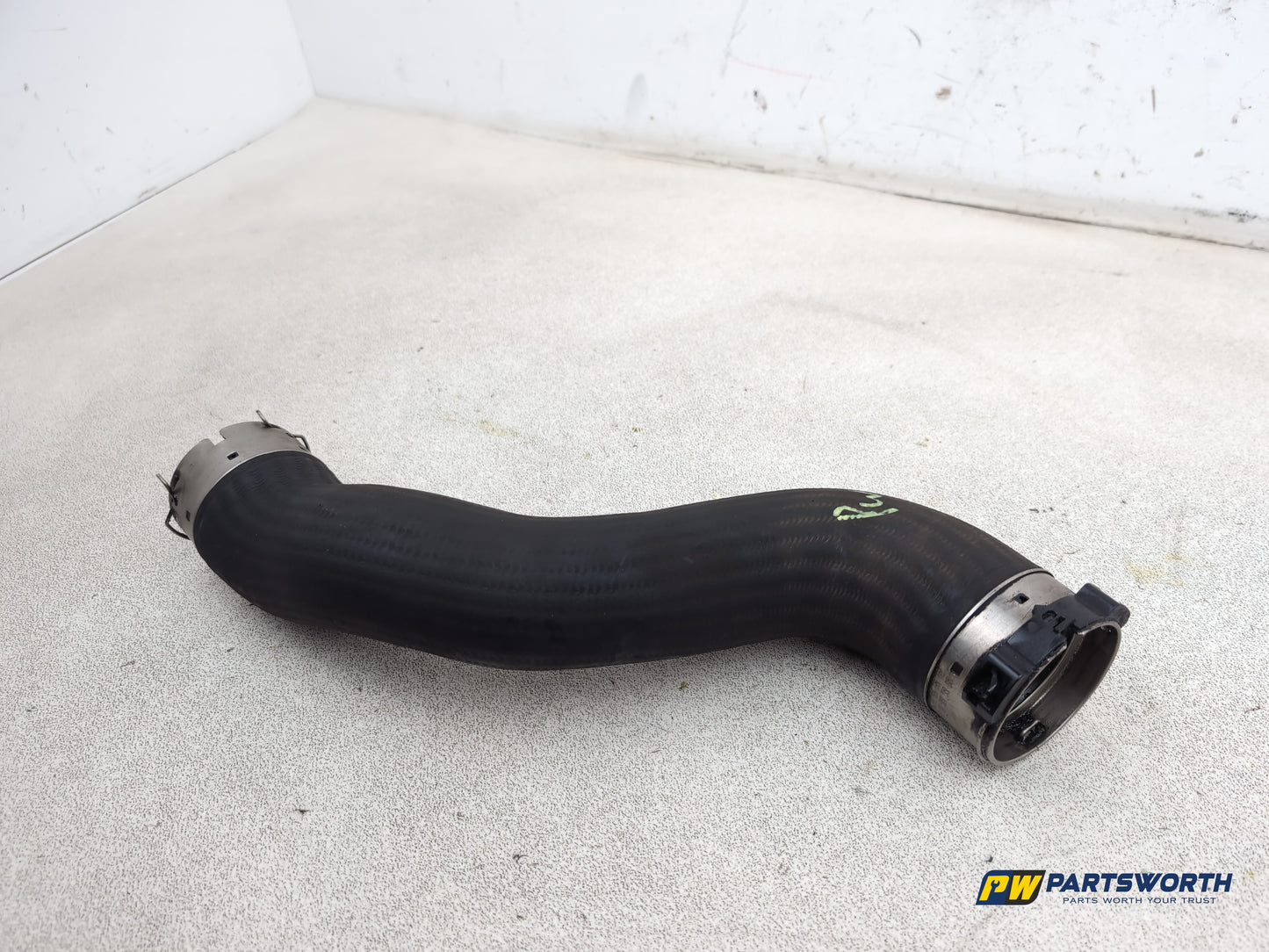 Mercedes-Benz E220 E-Class W212 Turbo Intercooler Top Hose 2009-2016 - photo 6