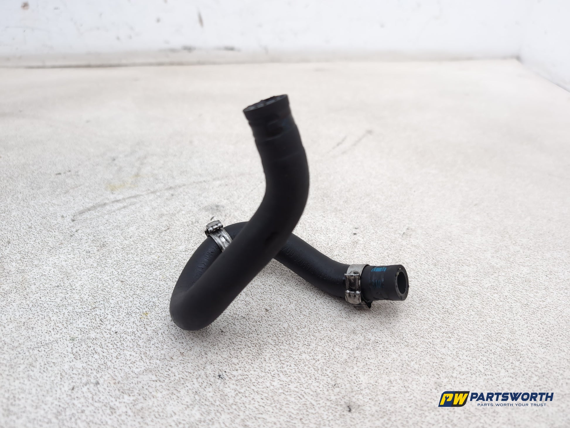 Mercedes-Benz E220 E-Class W212 Coolant Hose Pipe 2009-2016 - photo 6