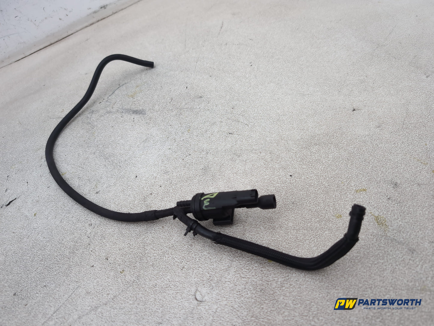 Mercedes-Benz E220 E-Class W212 Vacuum Valve Solenoid And Pipe 0025401497 - photo 5