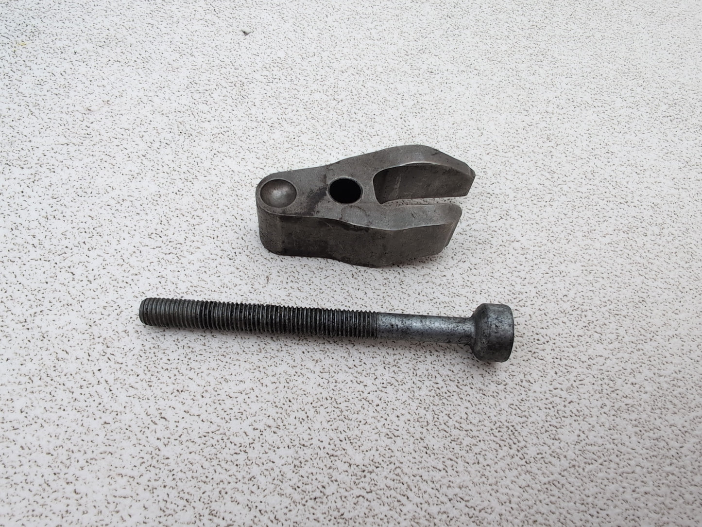 Mercedes-Benz E220 E-Class W212 2.1l Diesel Fuel Injector Clamp With Bolt - photo 6