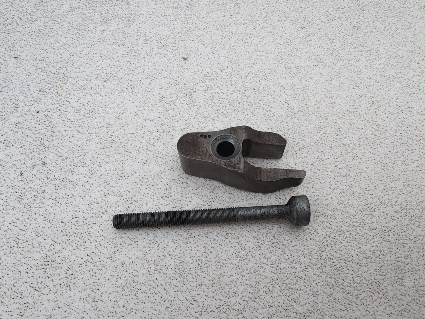 Mercedes-Benz E220 E-Class W212 2.1l Diesel Fuel Injector Clamp With Bolt - photo 6