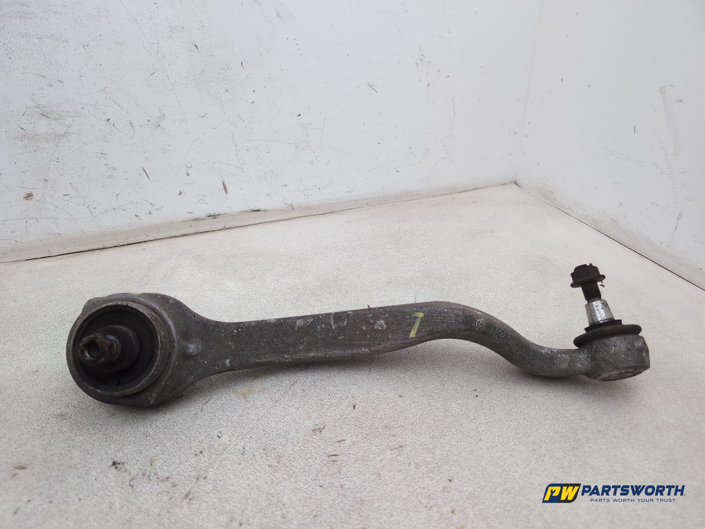 Mercedes-Benz E220 E-Class W212 Lower Arm Wishbone Front Left Side 2009-2013 - photo 6