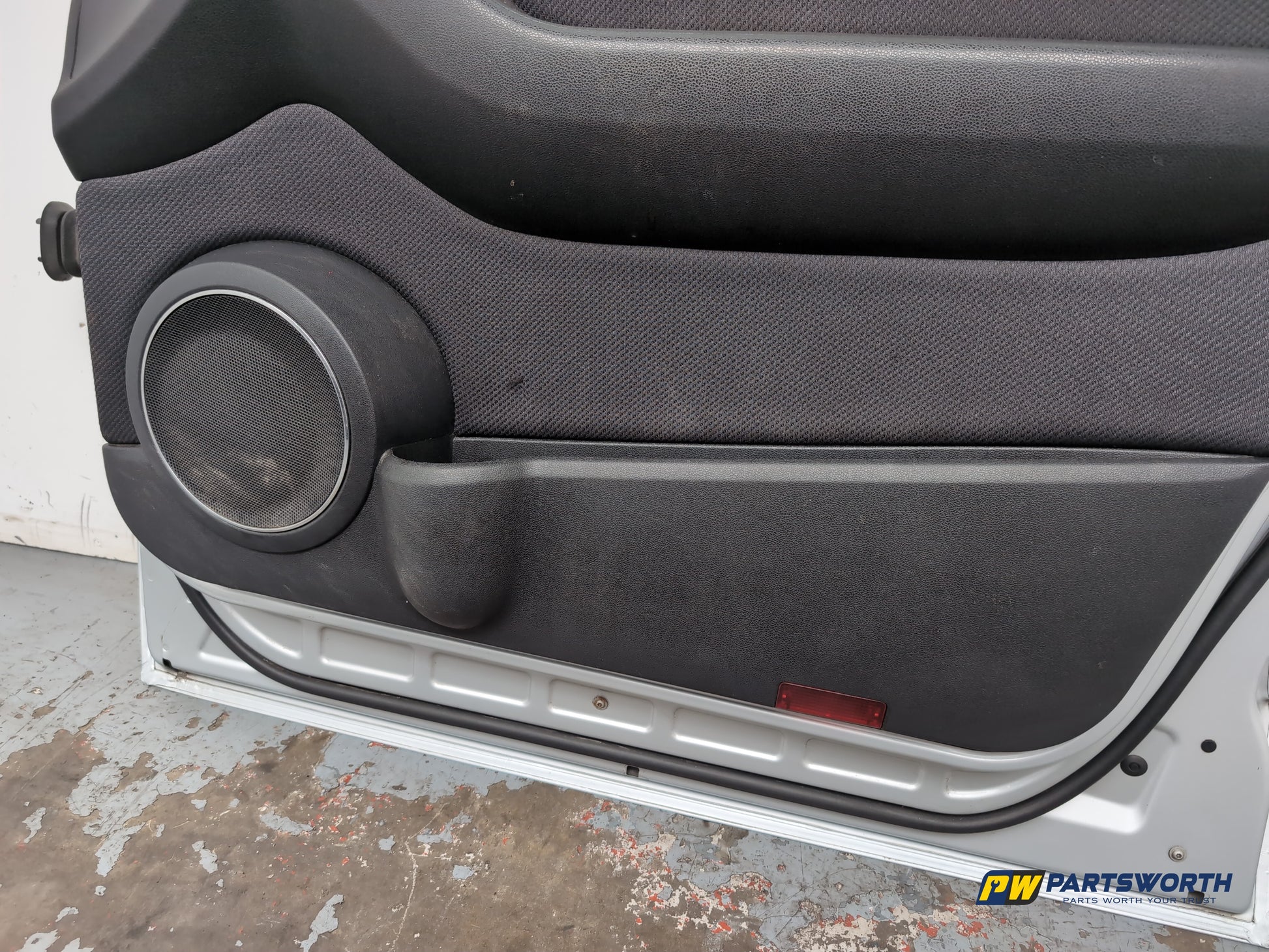 Door Front RH 12