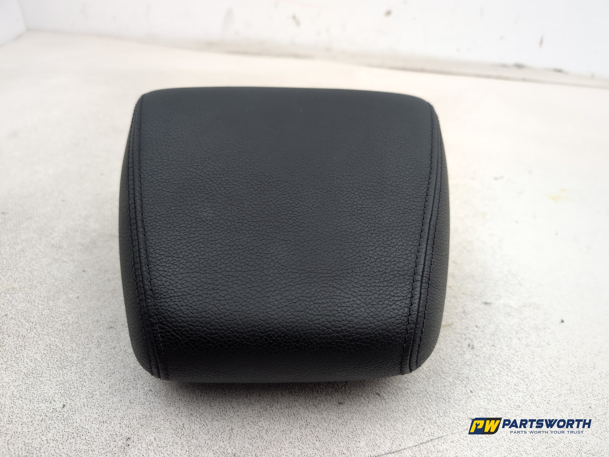 Mercedes-Benz B200 B-Class W245 Front Right Headrest 2005-2011 - photo 6