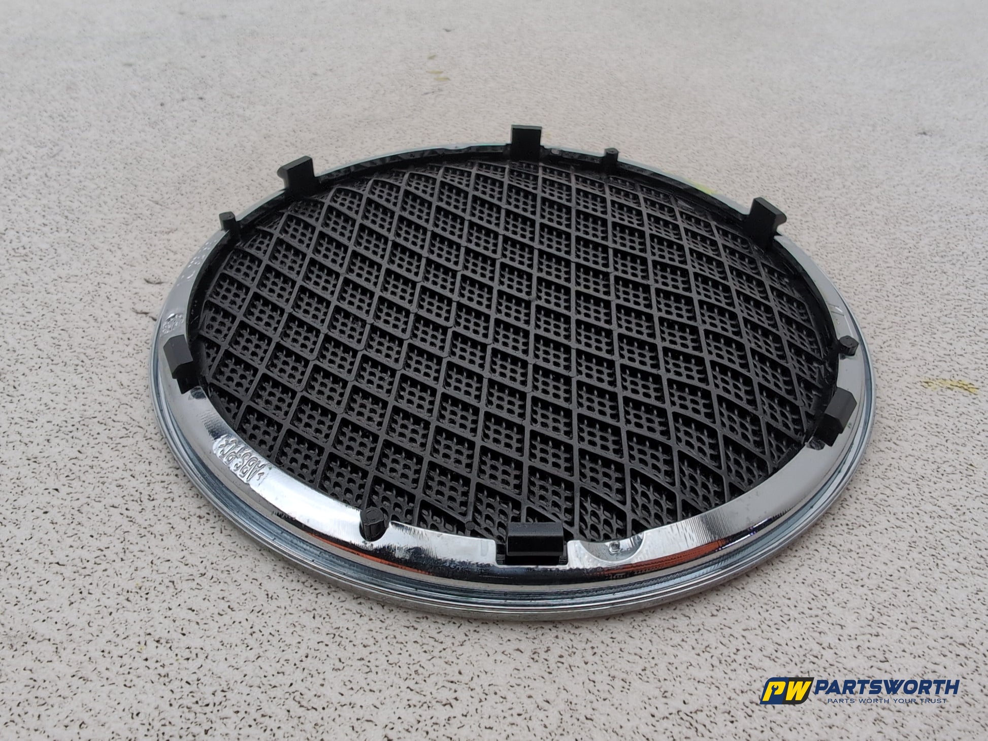 Mercedes-Benz B200 B-Class W245 Small Rear Door Speaker Cover Grille Trim - photo 6