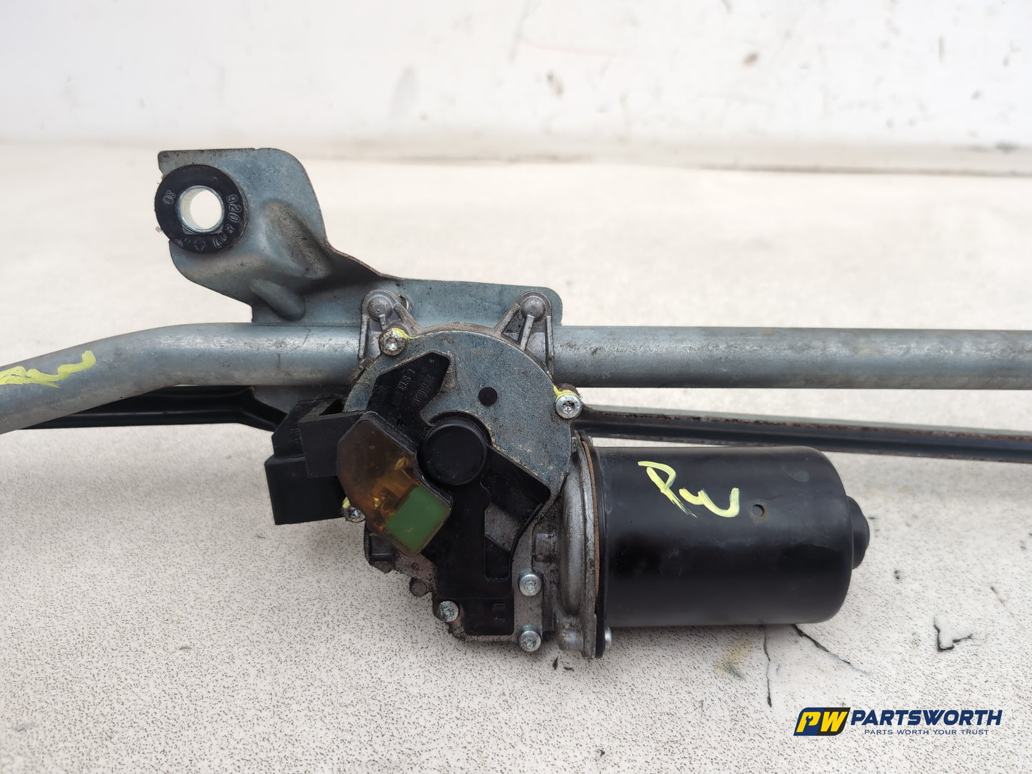 Mercedes-Benz B200 B-Class W245 Front Wiper Motor A1698201840 2005-2011 - photo 6