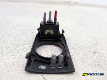 Mercedes-Benz B200 B-Class W245 Headlight Switch Surround Trim A1696801065 - photo 6