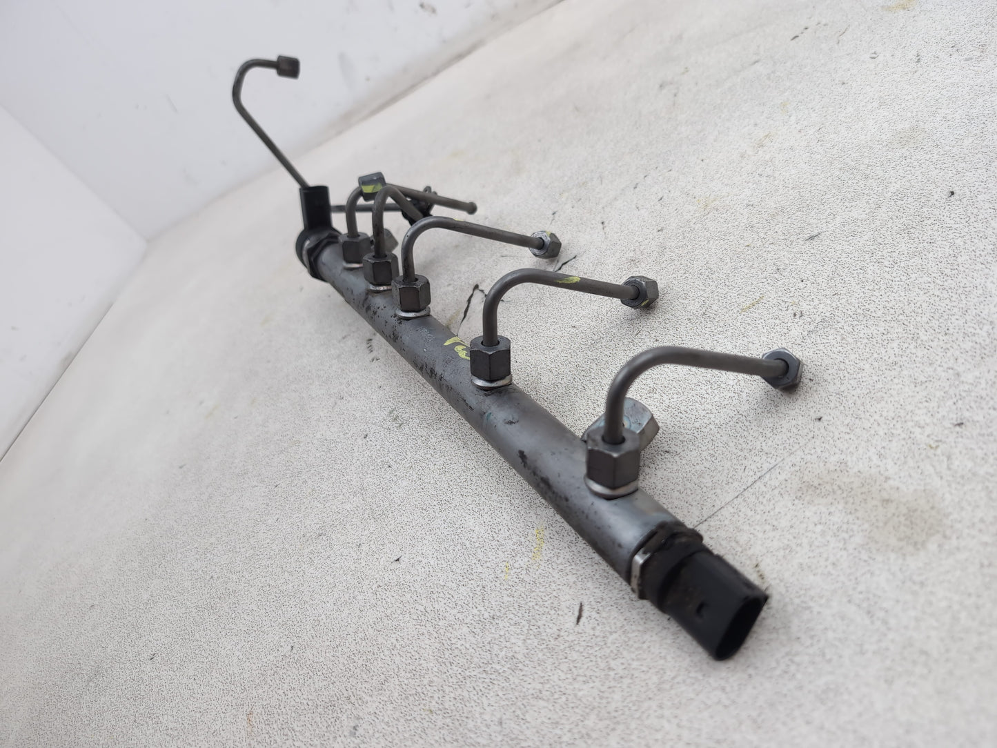 Mercedes-Benz B200 B-Class W245 2.0l Diesel Fuel Rail A6400702395 2005-2011 - photo 6