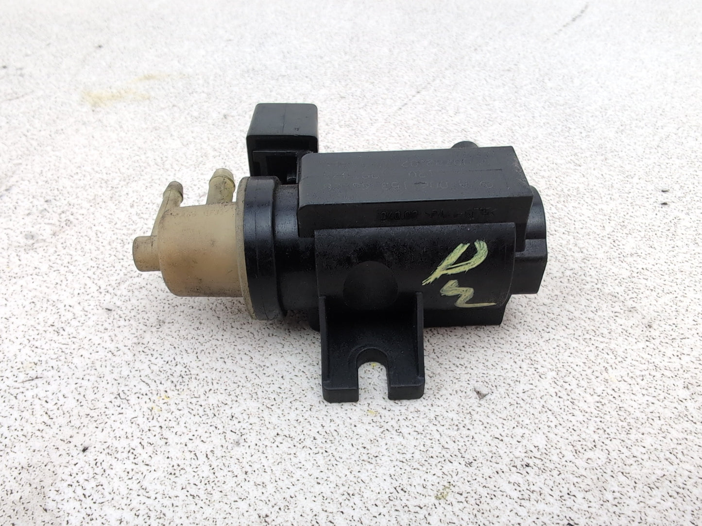 Mercedes-Benz B200 B-Class W245 2.0l Diesel Turbo Vacuum Solenoid Valve - photo 6