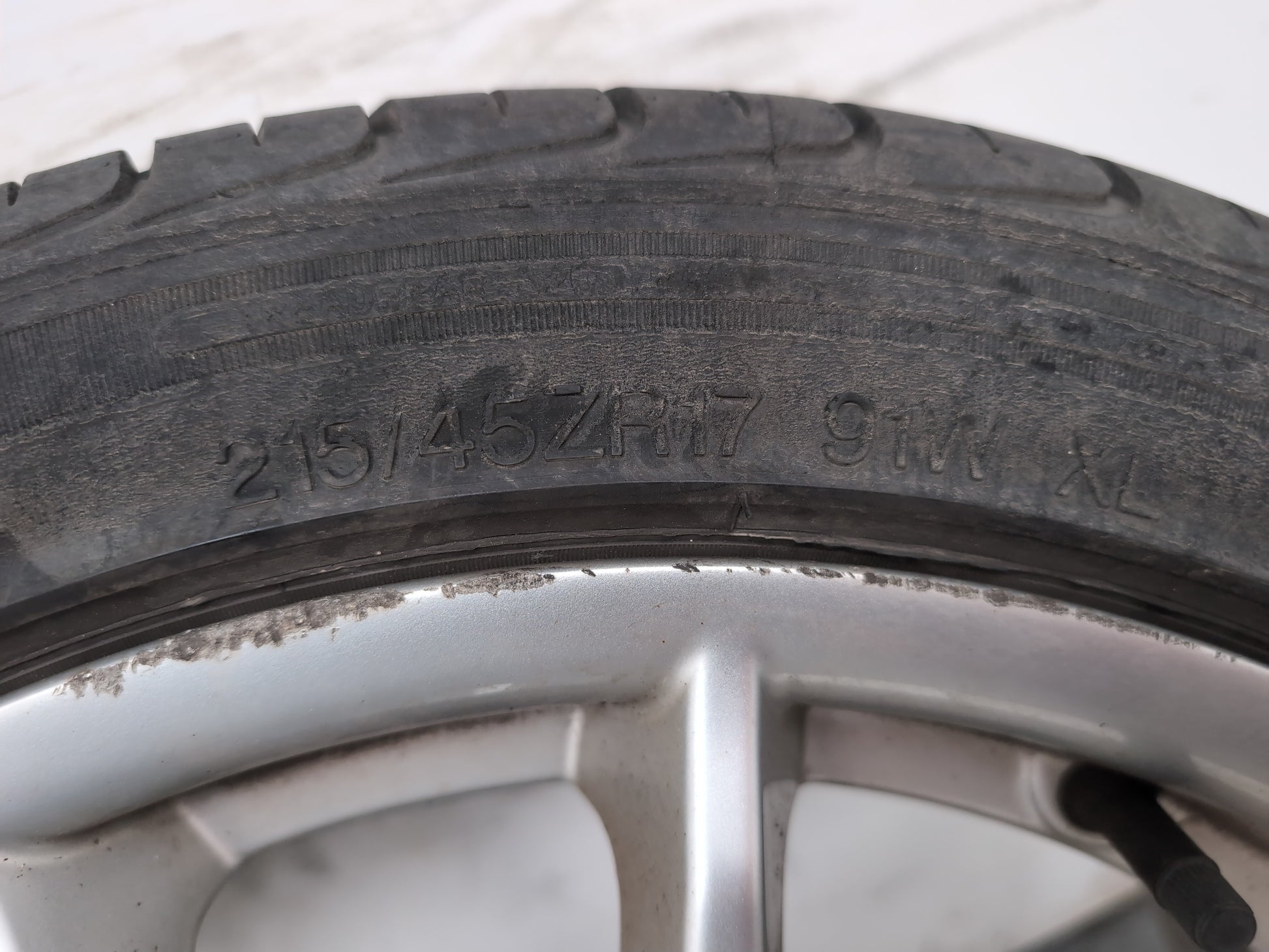 Mercedes-Benz B200 B-Class W245 Wheel With Tyre 215/45 R17 A1694012602 - photo 6