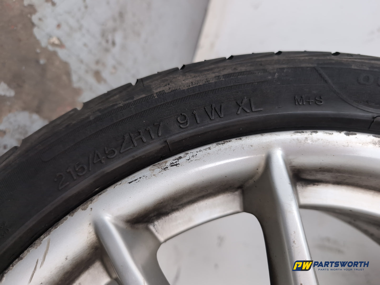 Mercedes-Benz B200 B-Class W245 Wheel With Tyre 215/45 R17 A1694012602 - photo 6