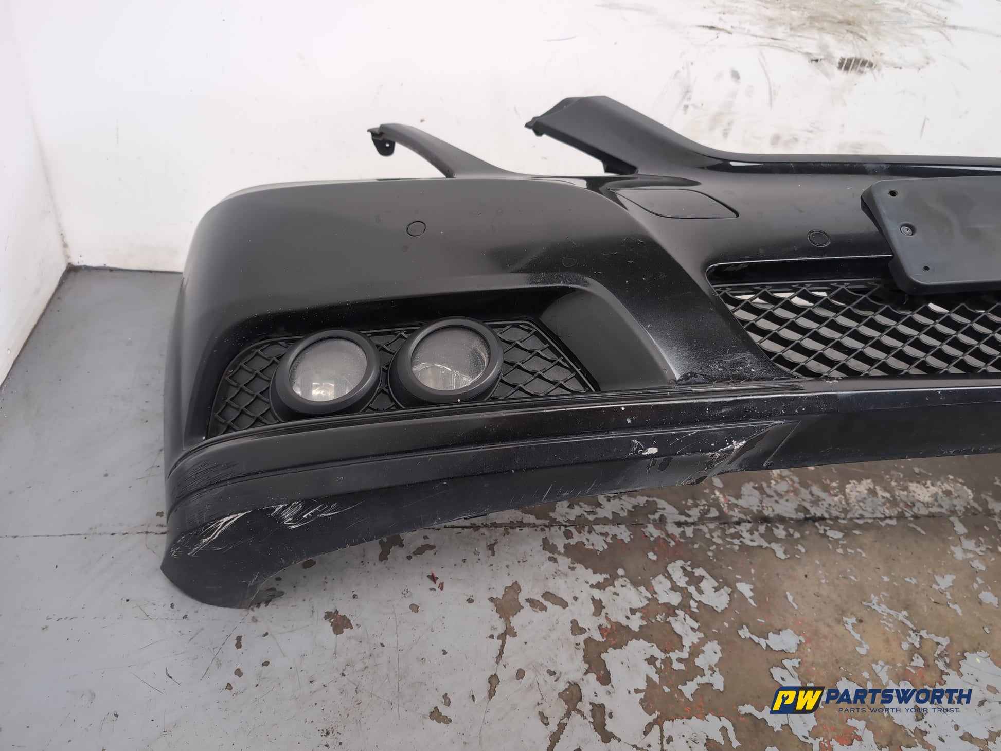 Mercedes-Benz E220 E-Class W212 Saloon Front Bumper Obsidian Black Metallic C197 - photo 6