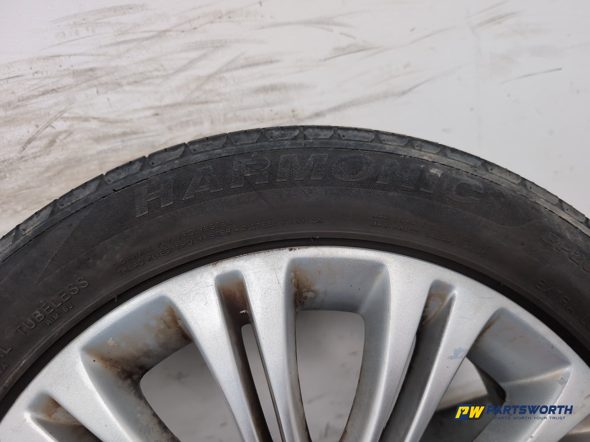 Wheel Road Alloy 6