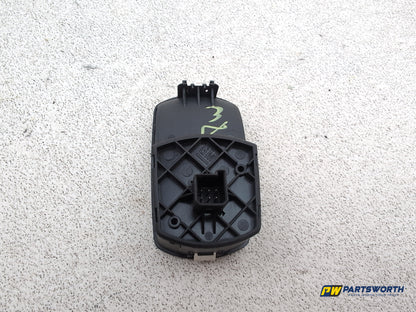 Vauxhall Corsa Se Door Window Switch Left Passenger Side Front 13206806 - photo 6