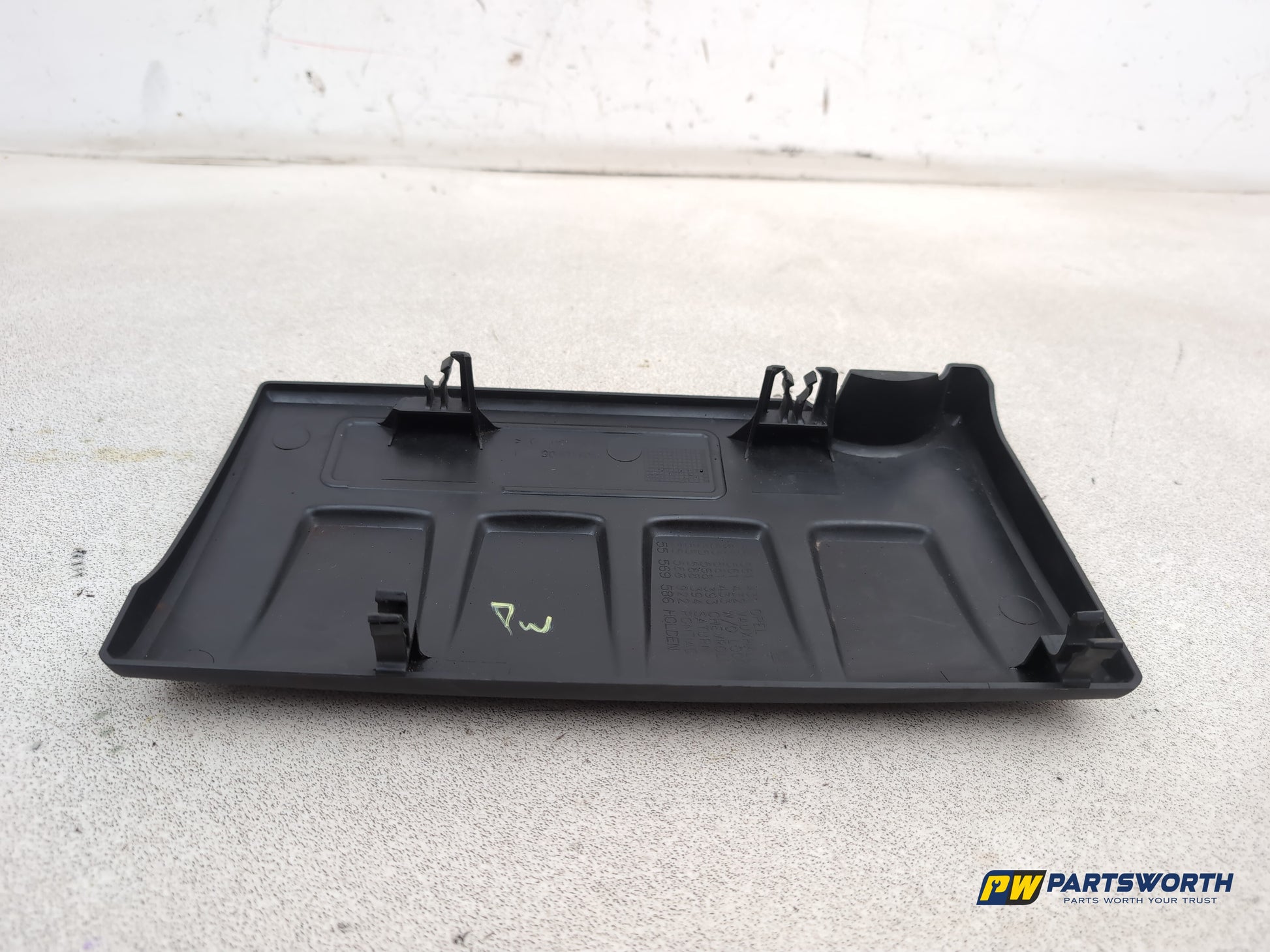 Vauxhall Corsa Se 1.2l Petrol Engine Cover 55561431 2006-2014 - photo 6