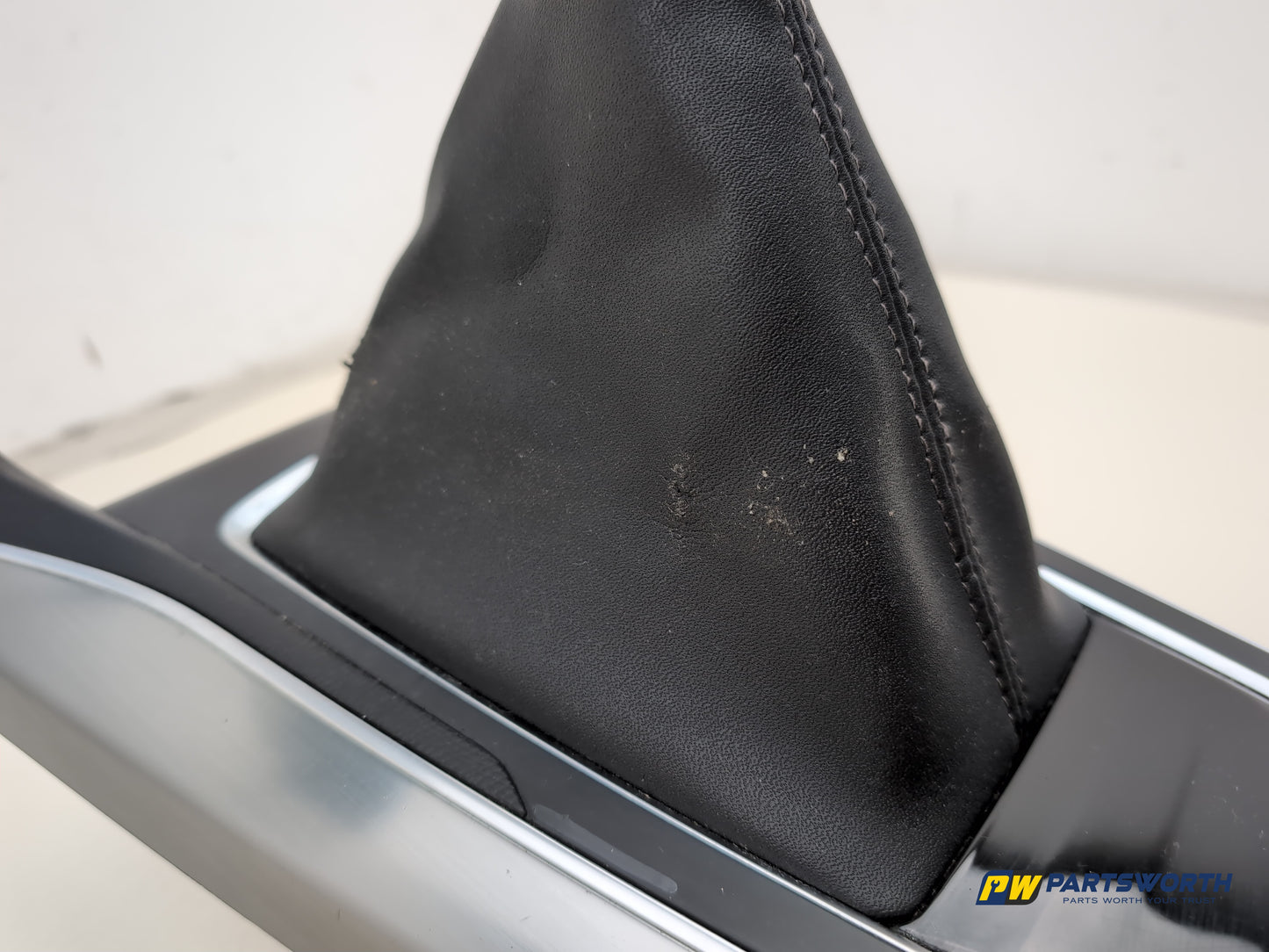 Peugeot 308 Allure Blue Hdi Centre Console Trim With Gear Shif Gaiter And Knob - photo 6