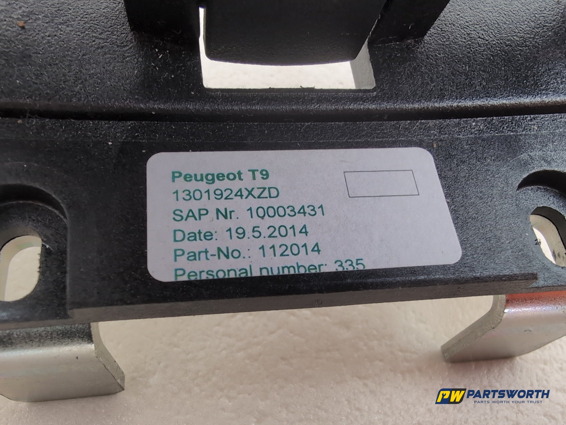 Centre Console Armrest 6